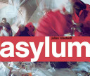 Julian Rosefeldt : Asylum.